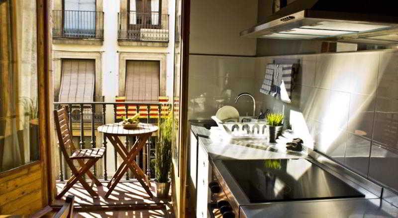 En Ferran By The Streets Hotell Barcelona Exteriör bild